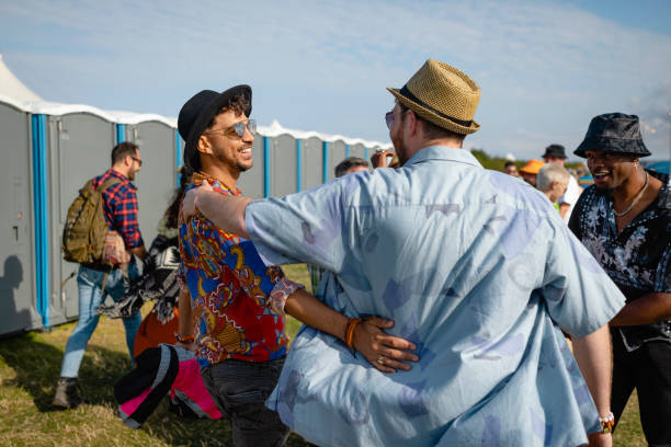 Best Affordable porta potty rental  in Village Of Waukesha, WI